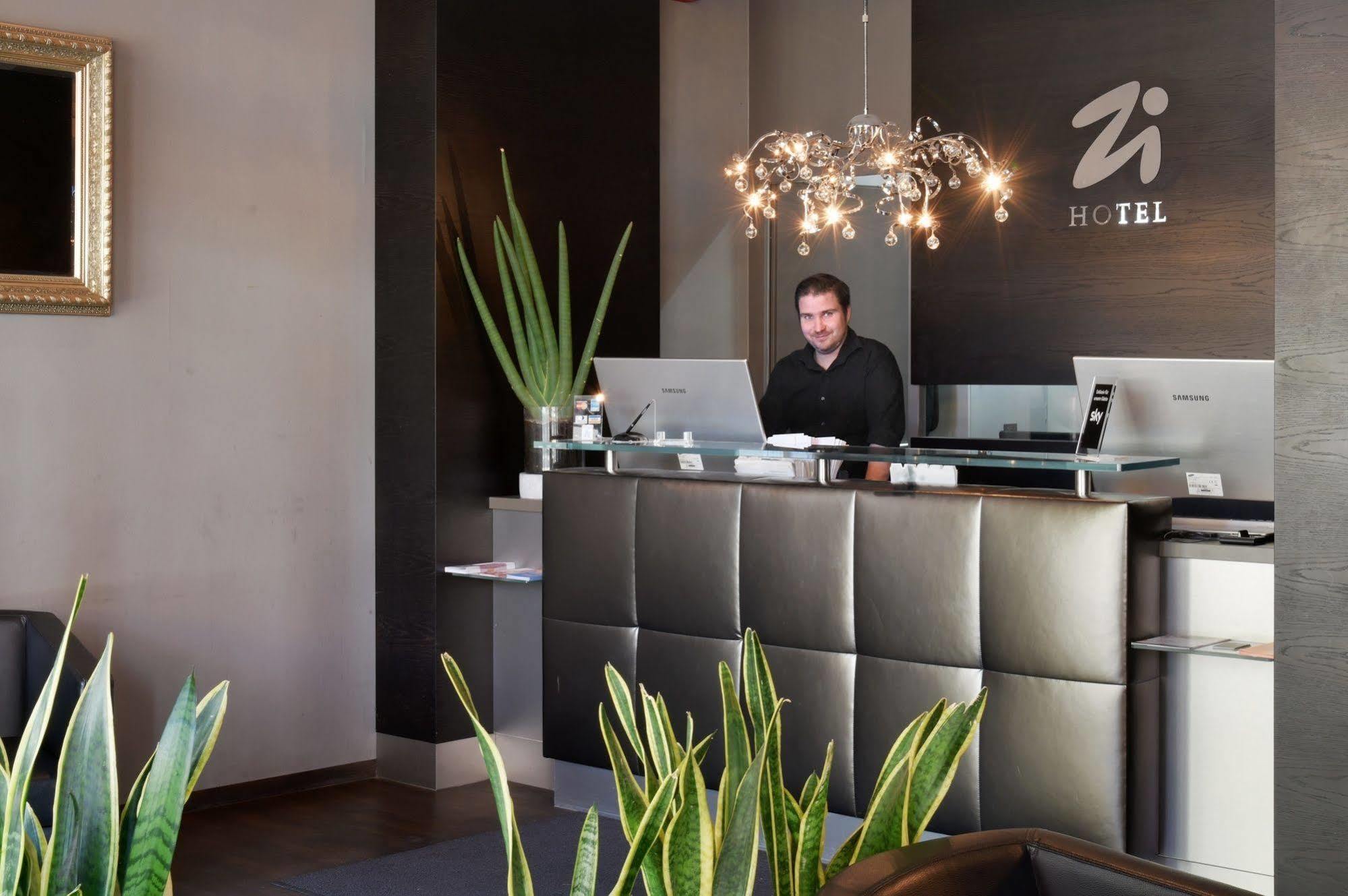 Zi Hotel Καρλσρούη Εξωτερικό φωτογραφία
