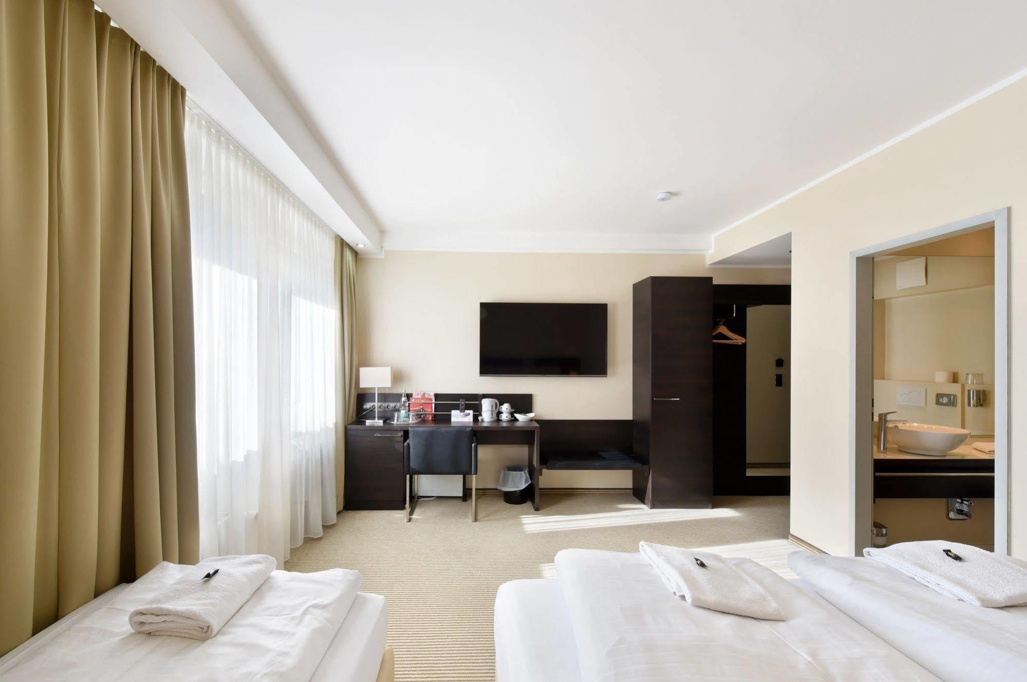 Zi Hotel Καρλσρούη Εξωτερικό φωτογραφία